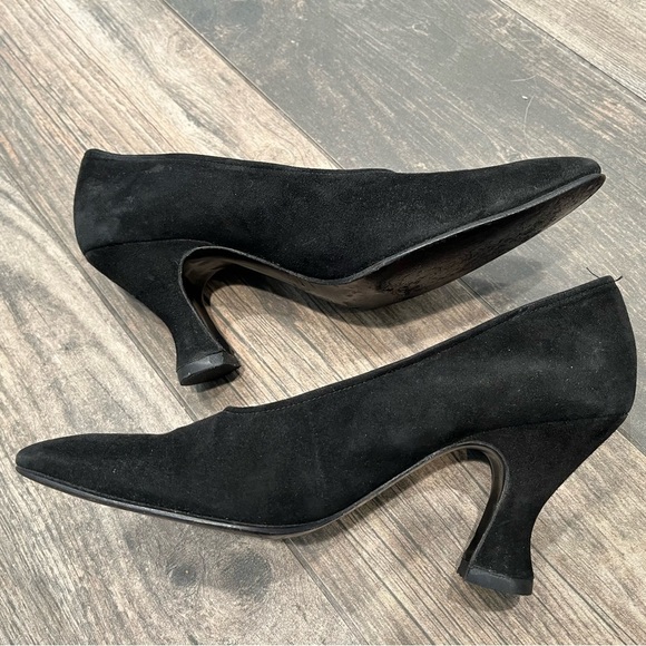 Vintage YSL Yves Saint Laurent Black Suede Spool Heels Pumps 8 narrow - Picture 4 of 11